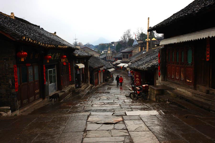 “百花迎新乐中原——2024河南文艺界新春欢乐行”活动走进驻马店启动仪式举行